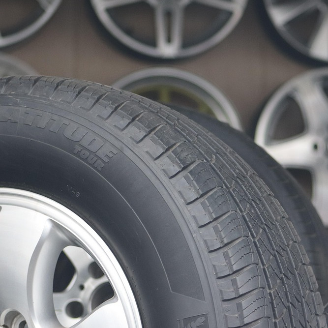 wheel repair tire service